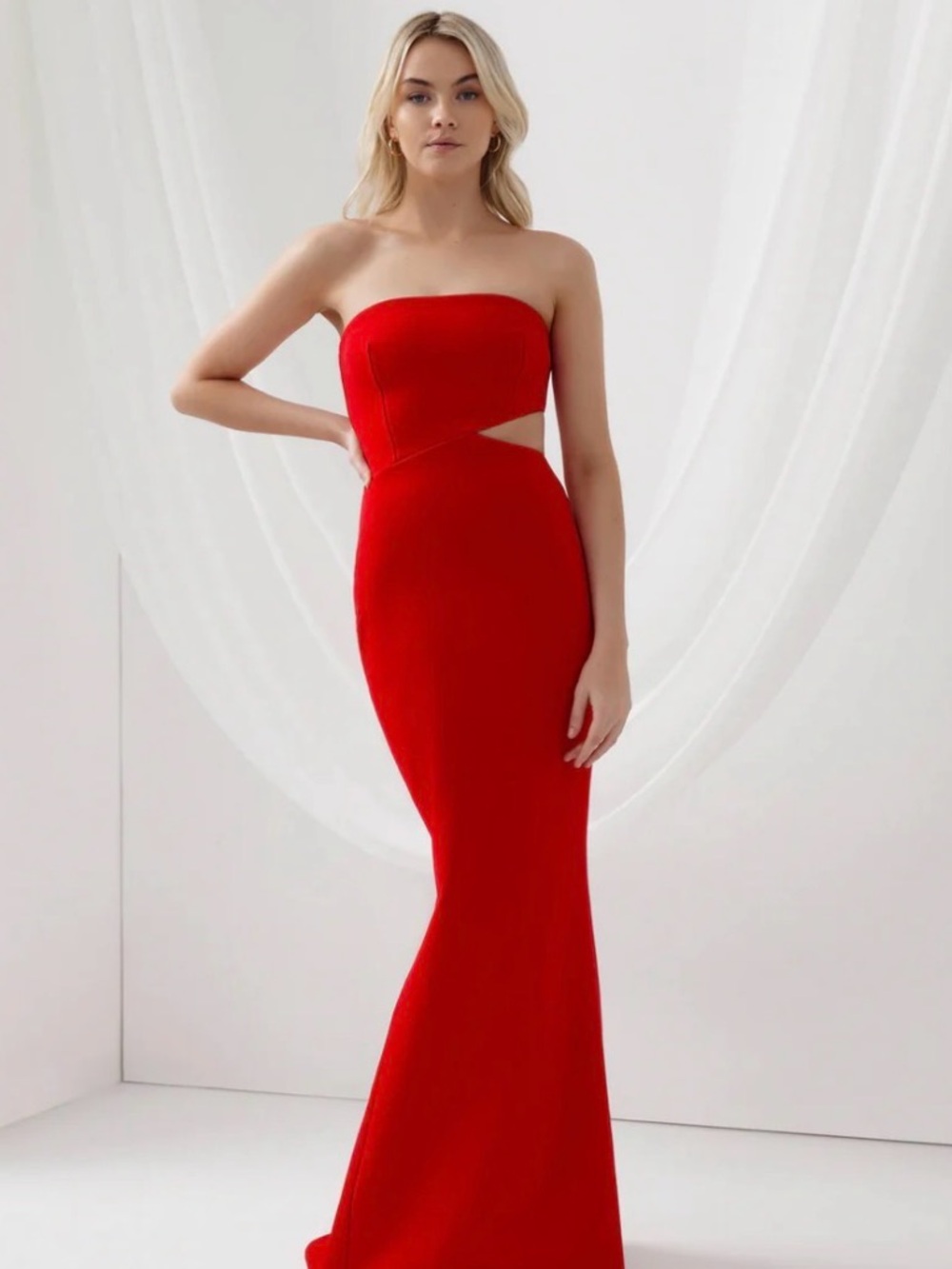 Lexi Serafina Gown - US 10/AUS 14